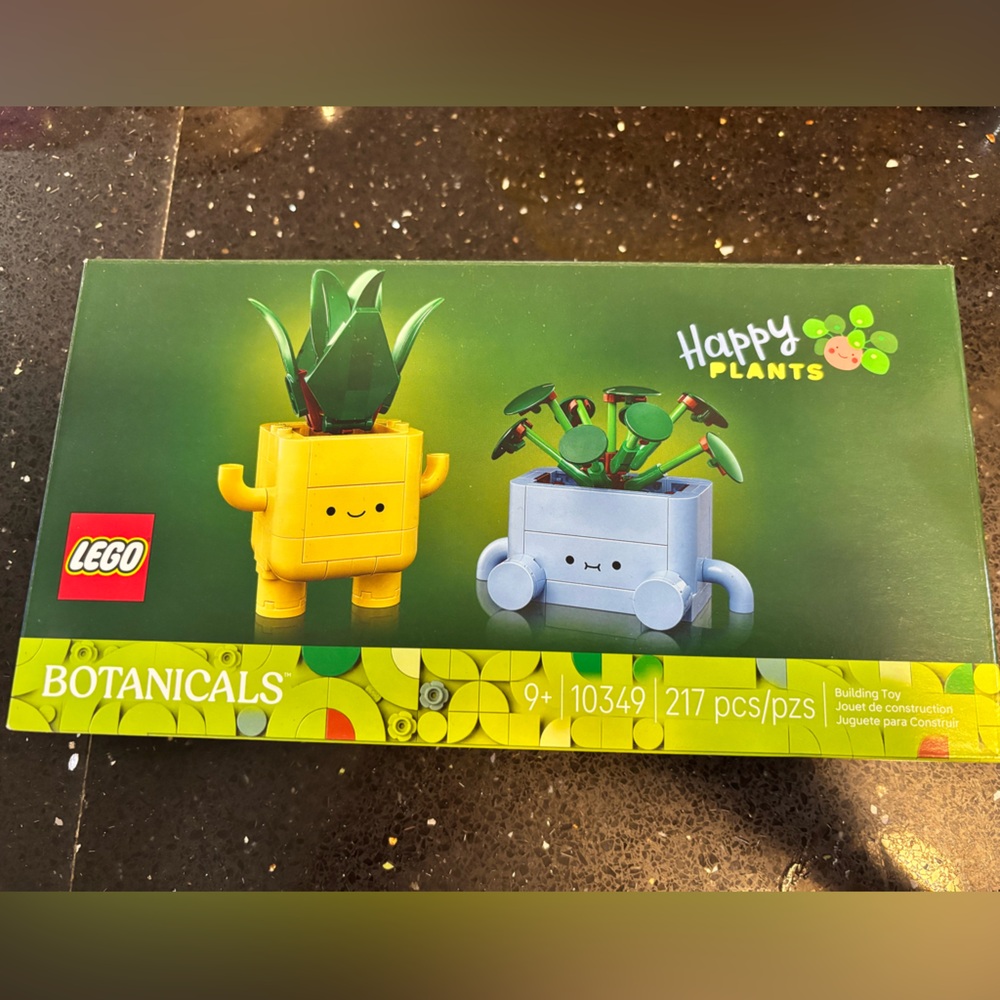 Lego Botanicals 10349 Happy Plants 217 PCS / PZS NWT